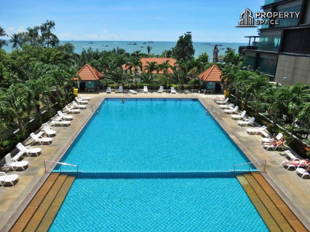 Prime Location Sea View Studio In Central Pattaya View Talay 6 For Rent Image 3
