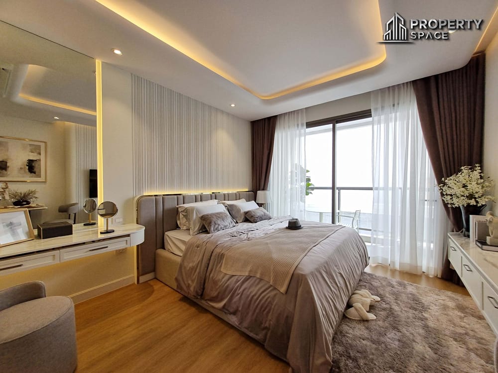 Studio In Seaspire Jomtien Beachfront Condo For Sale Image 4