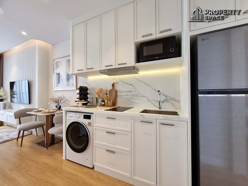 Studio In Seaspire Jomtien Beachfront Condo For Sale Image 5