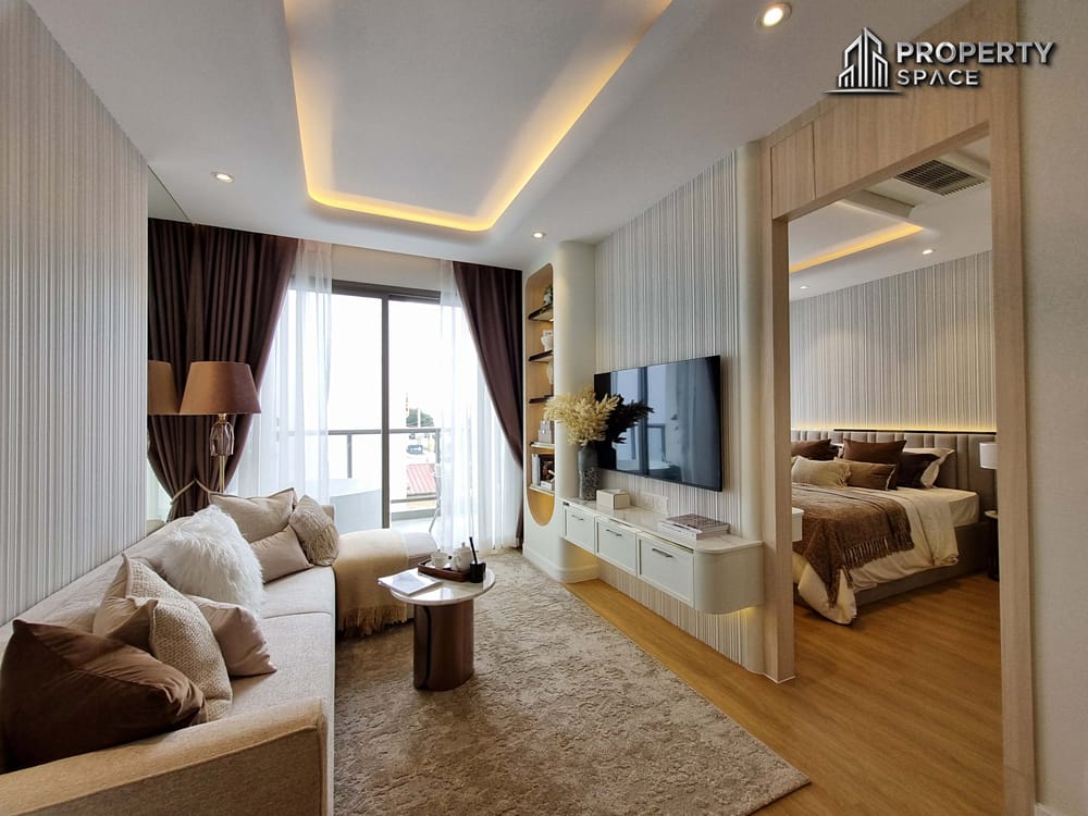 2 Bedroom Ocean View In SeaSpire Jomtien Beachfront Condo For Sale Image 1