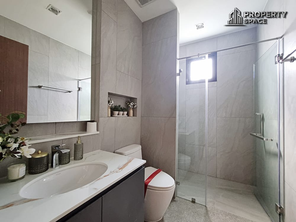Brand New 3 Bedroom Modern Luxury Pool Villa In Huay Yai For Sale Image 19