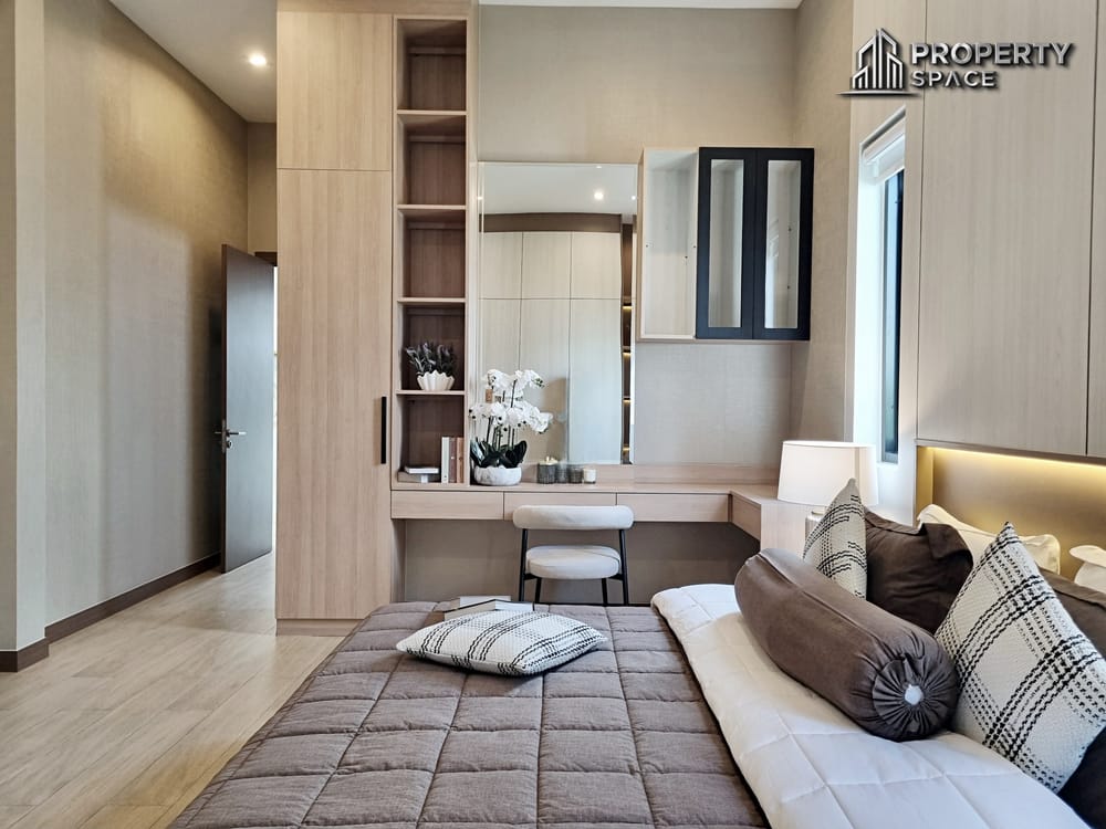 Brand New 3 Bedroom Modern Luxury Pool Villa In Huay Yai For Sale Image 17