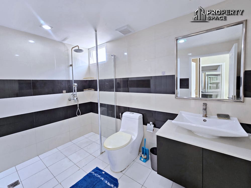 1 Bedroom  Condo In Art On The Hill Pratumnak For Rent Image 13