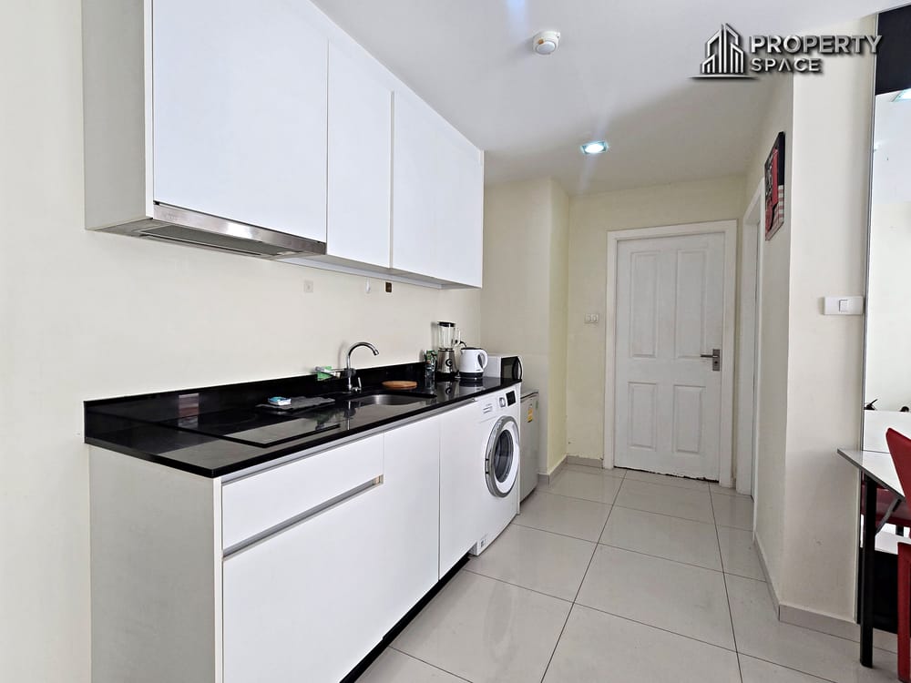 1 Bedroom  Condo In Art On The Hill Pratumnak For Rent Image 6