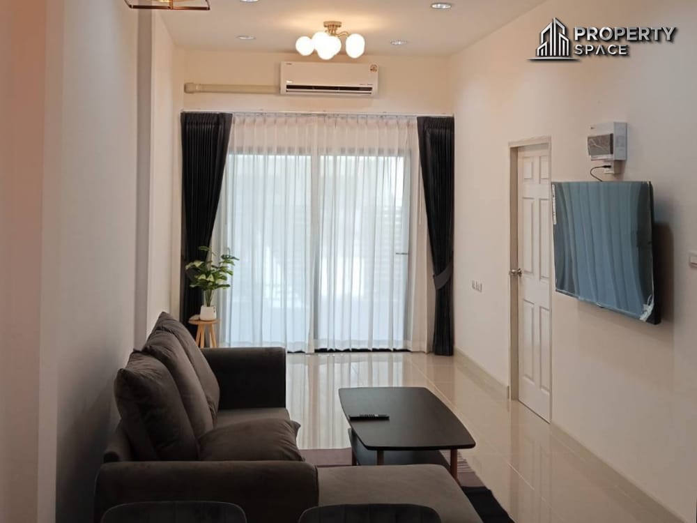 Modern 2 Bedroom Townhouse For Rent in East Pattaya Image 5