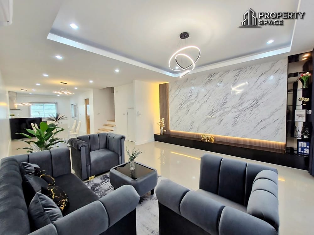 2 Bedroom Modern Townhouse Near Jomtien Beach For Sale And Rent Image 1