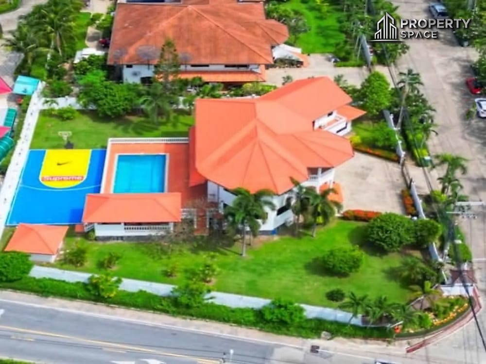 Spacious 4 Bedroom Pool Villa In Paradise Villa 1 Pattaya For Sale  Image 3