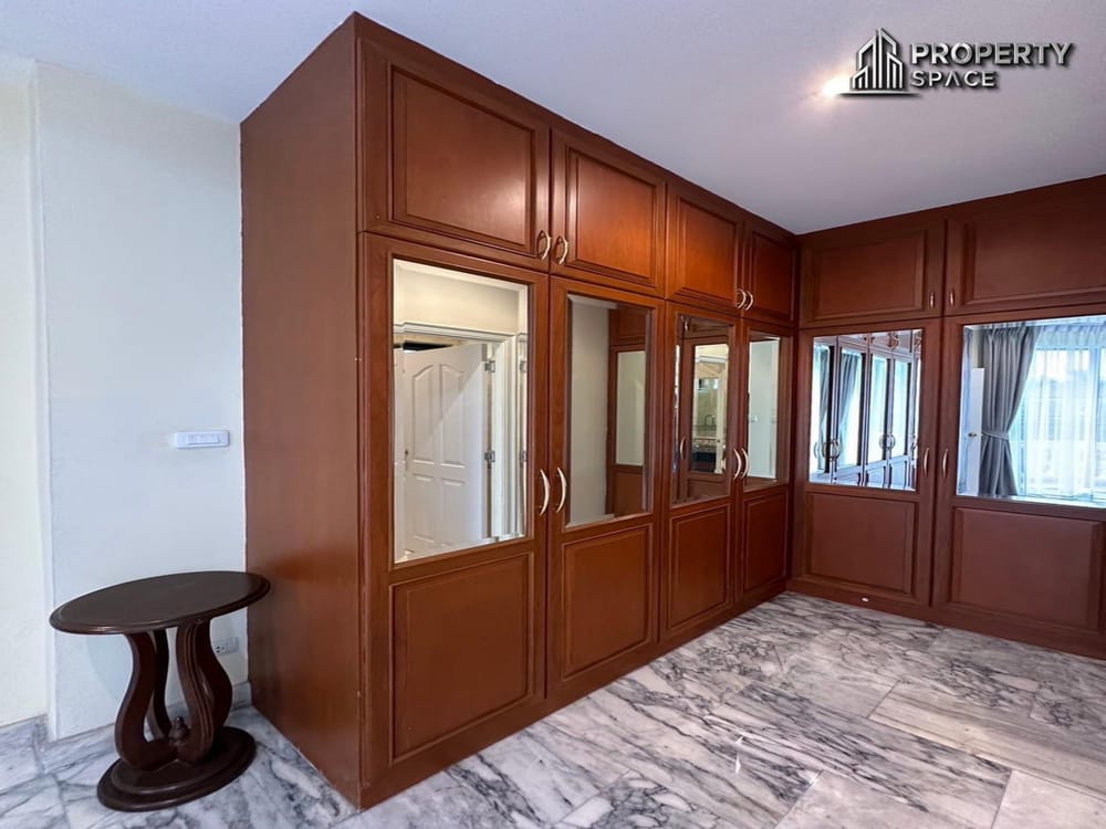 Spacious 4 Bedroom Pool Villa In Paradise Villa 1 Pattaya For Sale  Image 24