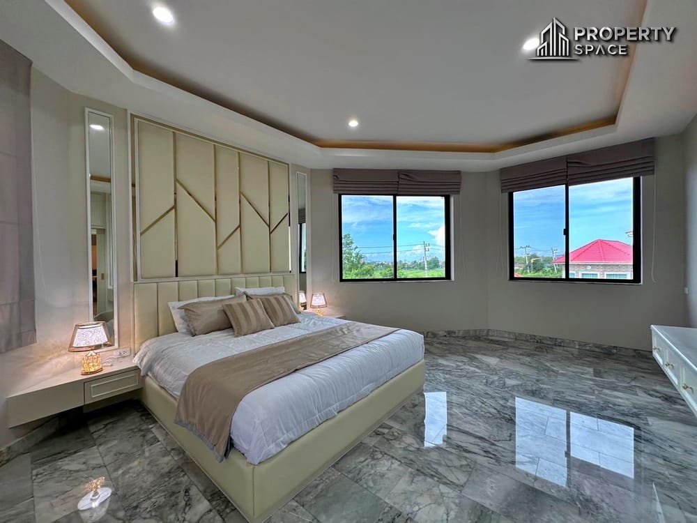 Spacious 4 Bedroom Pool Villa In Paradise Villa 1 Pattaya For Sale  Image 14