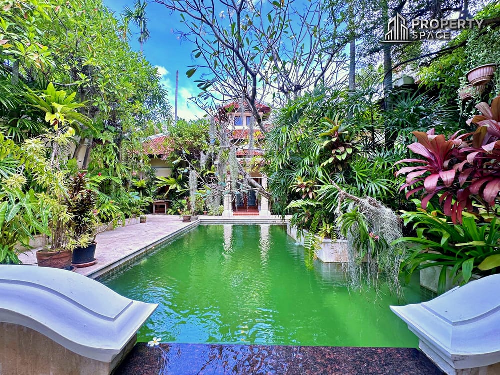 2 Bedroom Luxury Pool Villa In View Talay Marina For Sale And Rent Image 1