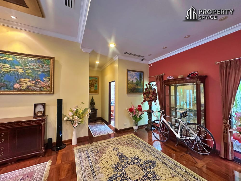 2 Bedroom Luxury Pool Villa In View Talay Marina For Sale And Rent Image 15