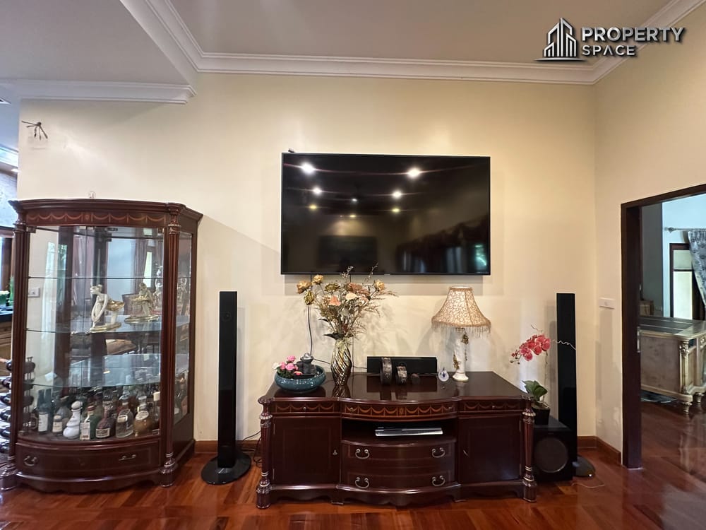 2 Bedroom Luxury Pool Villa In View Talay Marina For Sale And Rent Image 17