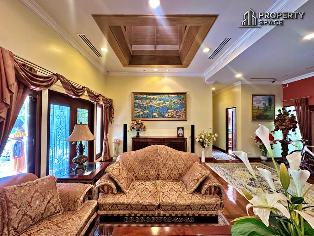 2 Bedroom Luxury Pool Villa In View Talay Marina For Sale And Rent Image 9