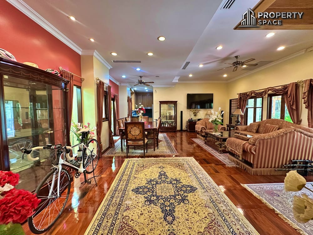 2 Bedroom Luxury Pool Villa In View Talay Marina For Sale And Rent Image 14