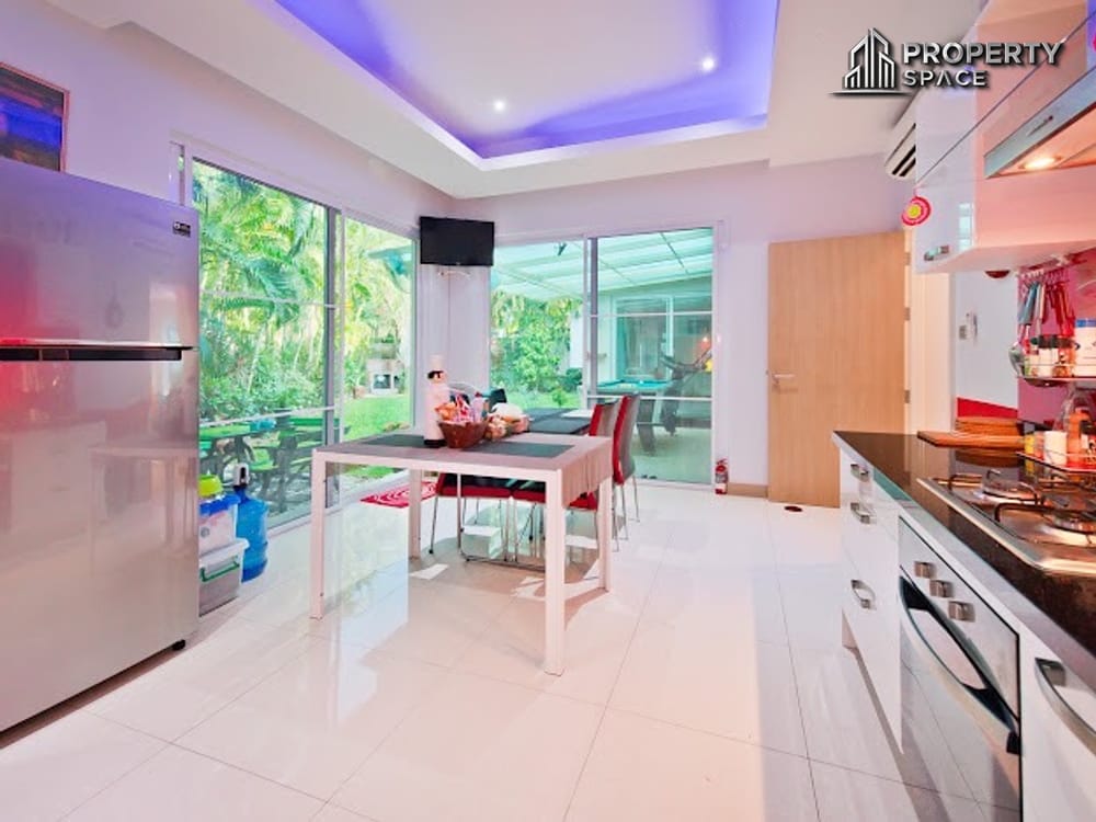 Spacious Modern 3 Bedroom Pool Villa For Rent In The Vineyard Phase 3 East Pattaya Image 8
