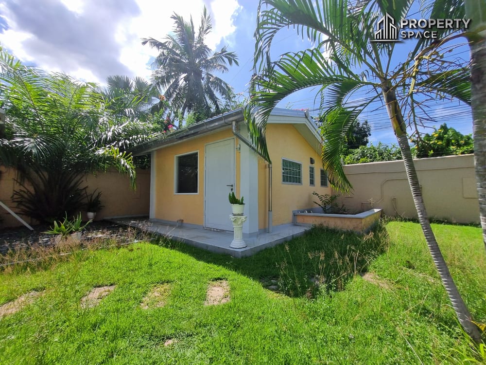 Luxury Spacious 8 Bedroom Pool Villa In East Pattaya For Rent Image 46