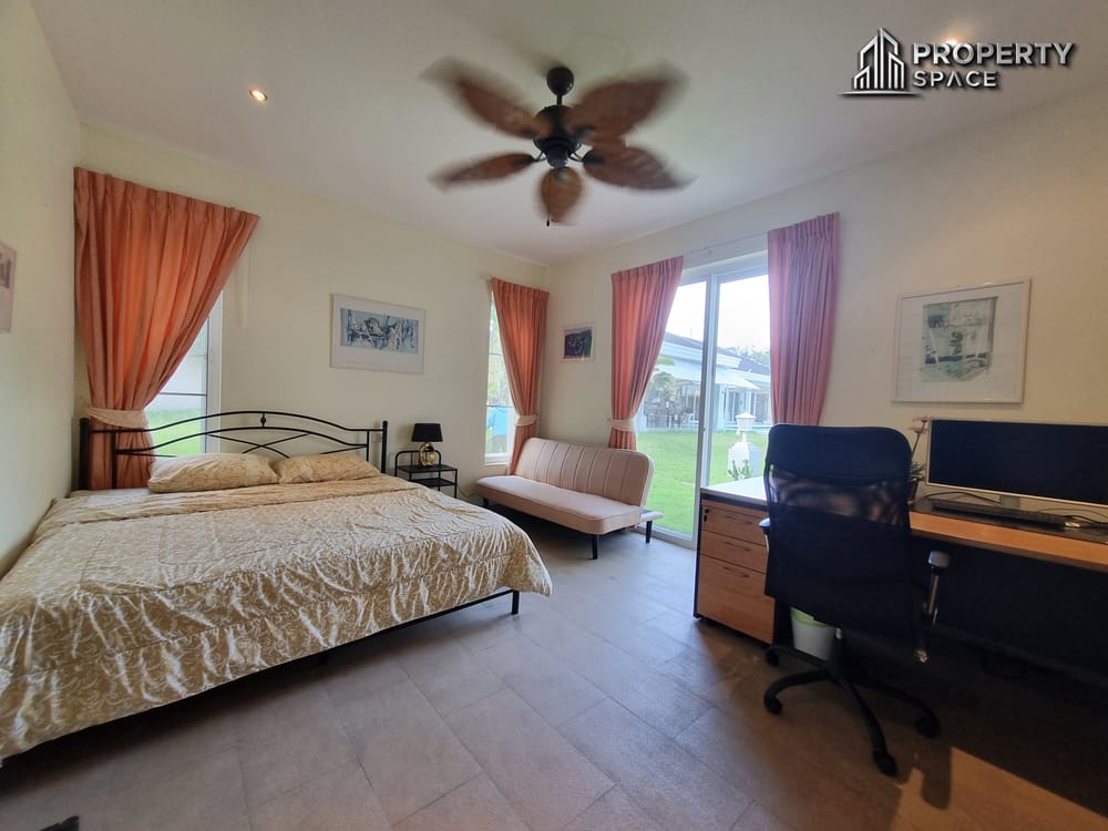 Luxury Spacious 8 Bedroom Pool Villa In East Pattaya For Rent Image 35