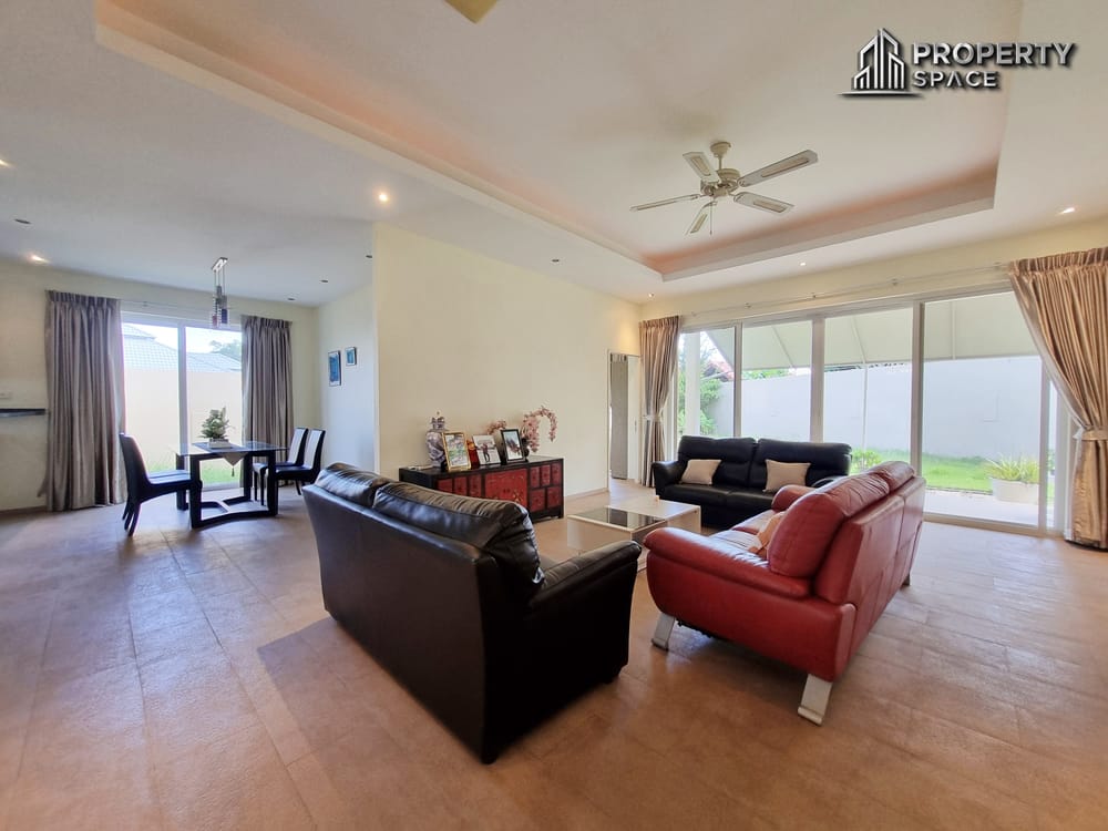 Luxury Spacious 8 Bedroom Pool Villa In East Pattaya For Rent Image 32