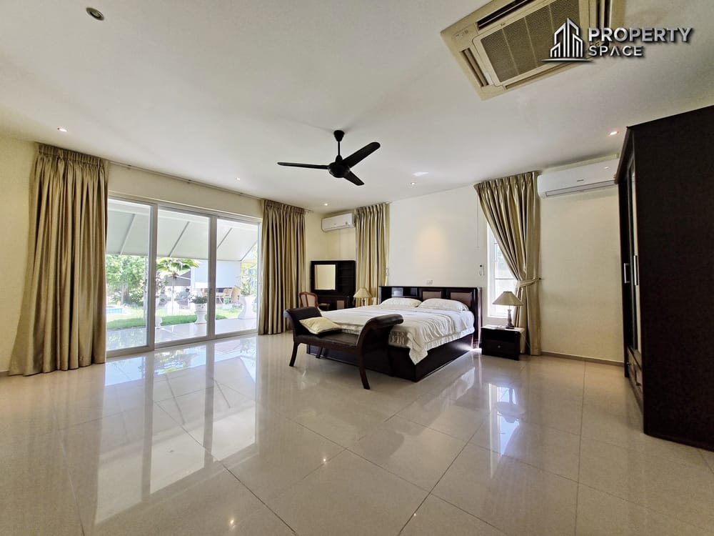 Luxury Spacious 8 Bedroom Pool Villa In East Pattaya For Rent Image 18