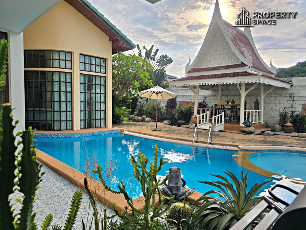 Classic European 5 Bedroom Pool Villa Suwattana Garden Home Soi nern Pattaya For Sale Image 4