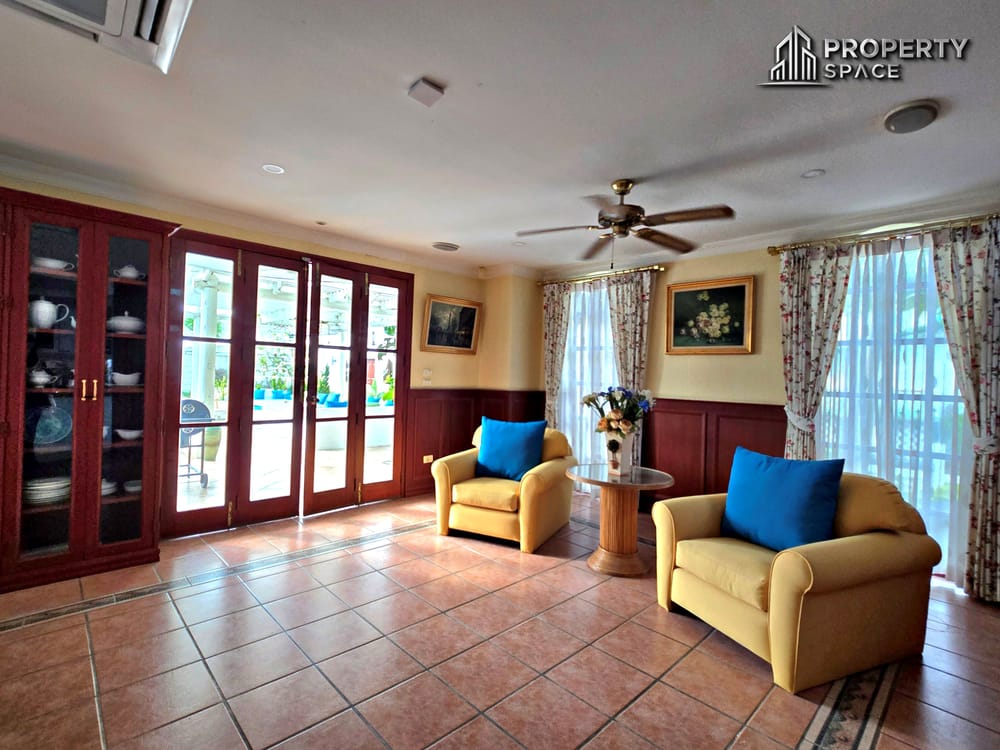 Classic European 5 Bedroom Pool Villa Suwattana Garden Home Soi nern Pattaya For Sale Image 24