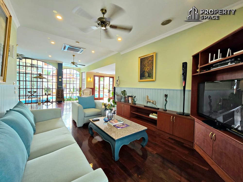 Classic European 5 Bedroom Pool Villa Suwattana Garden Home Soi nern Pattaya For Sale Image 19