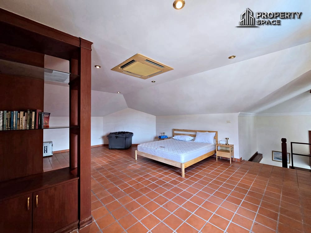 Classic European 5 Bedroom Pool Villa Suwattana Garden Home Soi nern Pattaya For Sale Image 40