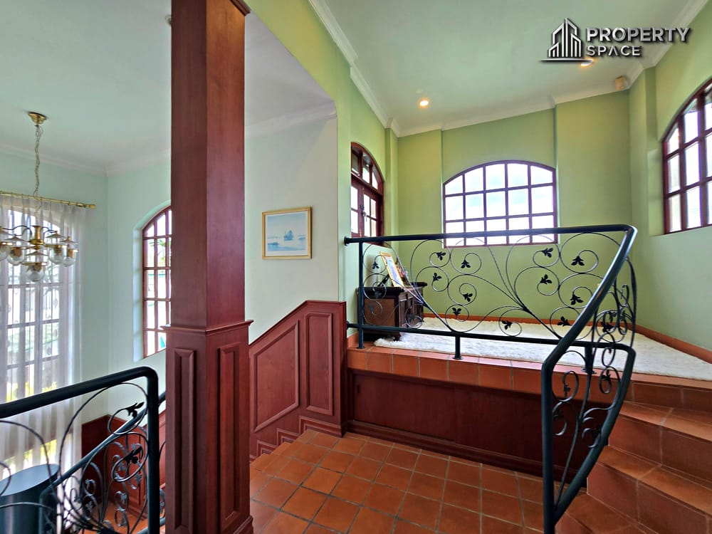 Classic European 5 Bedroom Pool Villa Suwattana Garden Home Soi nern Pattaya For Sale Image 45