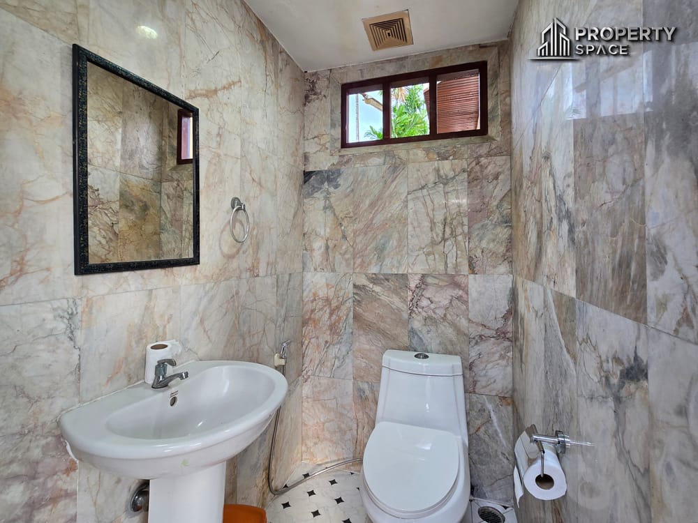 Classic European 5 Bedroom Pool Villa Suwattana Garden Home Soi nern Pattaya For Sale Image 56