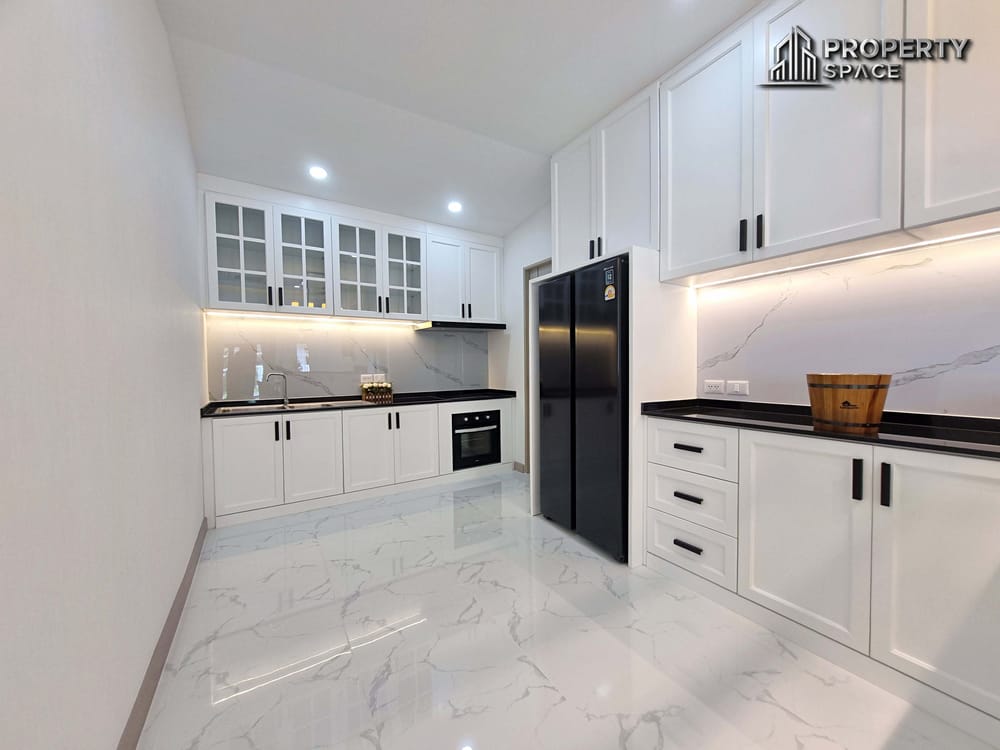 4 Bedroom Pool Villa Near Tara Pattana International School In East Pattaya For Sale And Rent Image 18