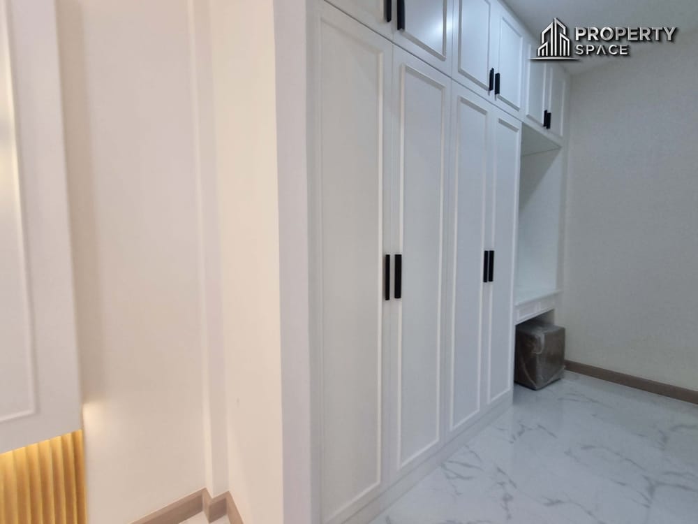 4 Bedroom Pool Villa Near Tara Pattana International School In East Pattaya For Sale And Rent Image 31