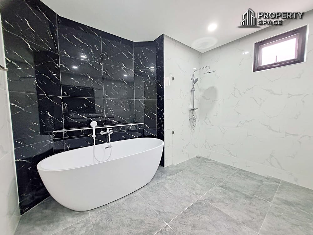 4 Bedroom Pool Villa Near Tara Pattana International School In East Pattaya For Sale And Rent Image 33