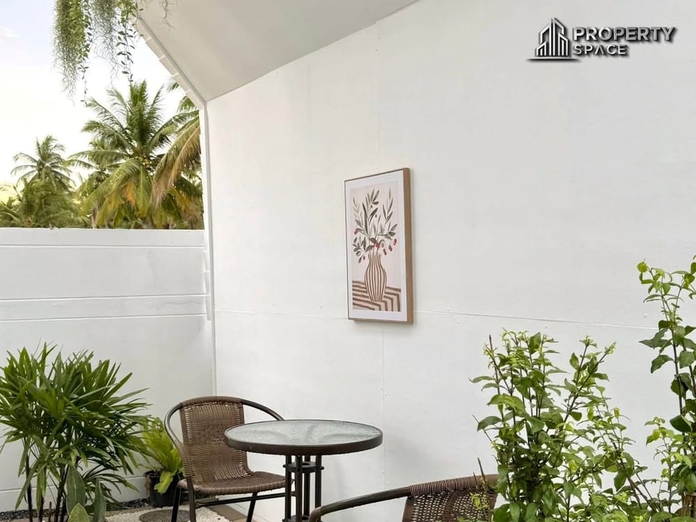 Nordic-Style 5 Bedroom Pool Villa in East Pattaya Near Mabprachan Lake For Sale Image 17