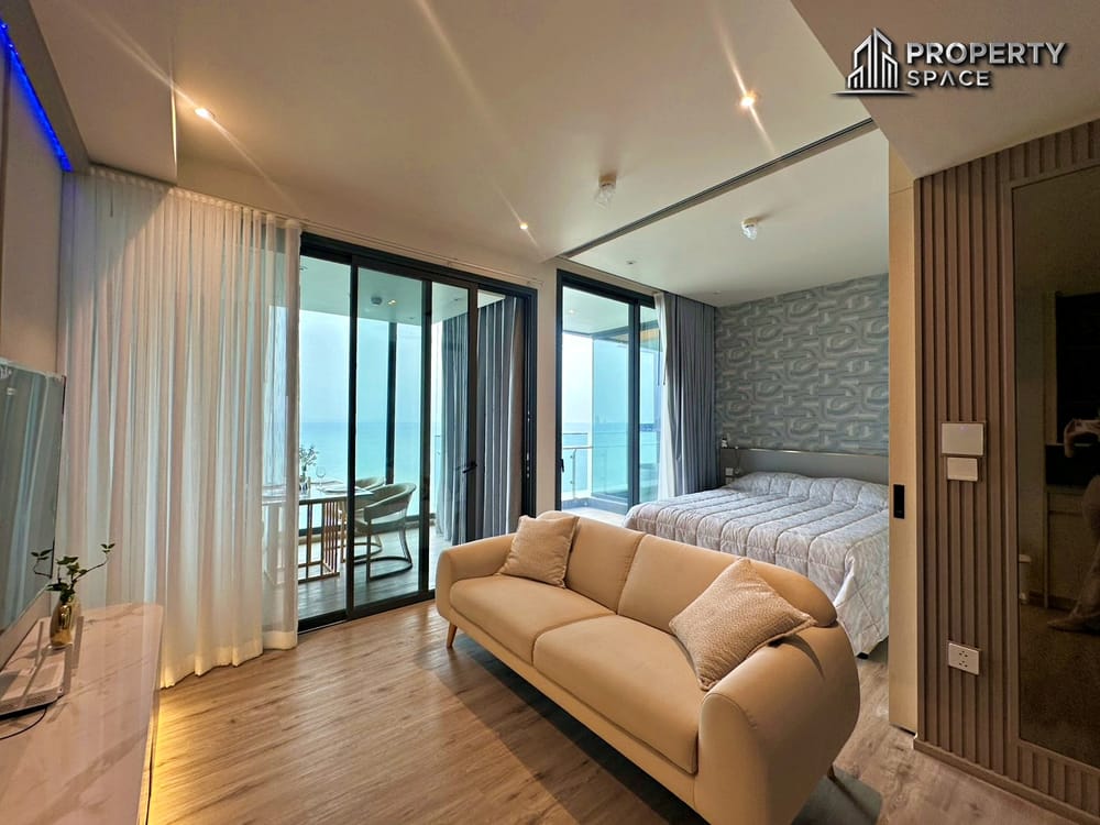 Sea View Luxury 1 Bedroom In Arom Wongamat Condo For Rent Image 1