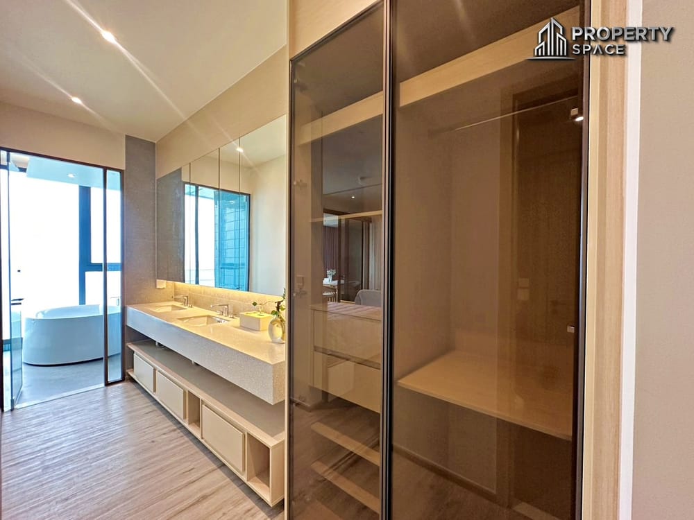 Sea View Luxury 1 Bedroom In Arom Wongamat Condo For Rent Image 10