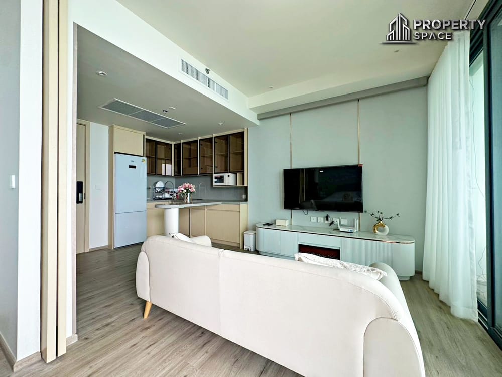 Sea View Luxury 1 Bedroom In Arom Wongamat Condo For Rent Image 13