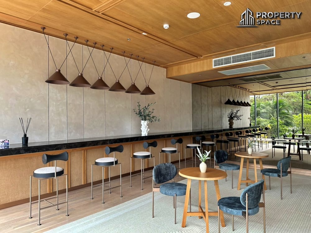 Sea View Luxury 1 Bedroom In Arom Wongamat Condo For Rent Image 30