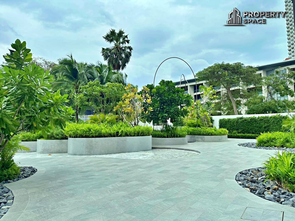 Sea View Luxury 1 Bedroom In Arom Wongamat Condo For Rent Image 35