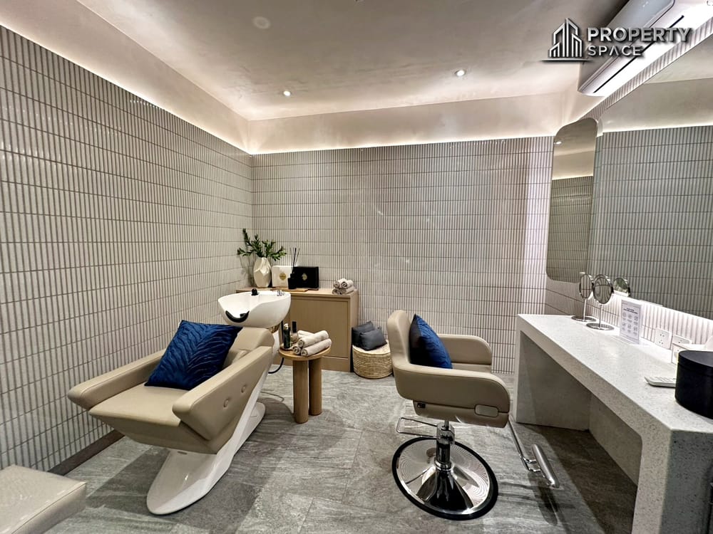 Sea View Luxury 1 Bedroom In Arom Wongamat Condo For Rent Image 33