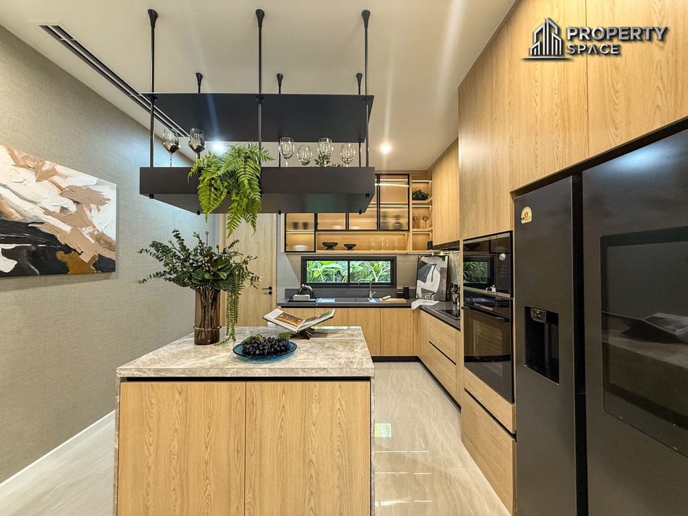 Brand New 4 Bedroom Luxury Pool Villa In South Pattaya For Sale Image 11