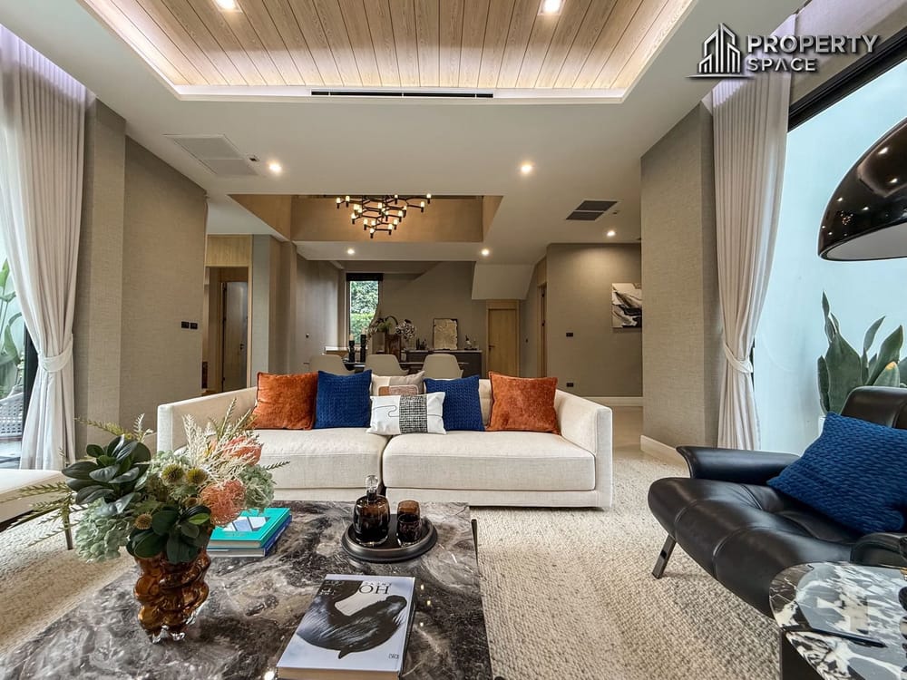 Brand New 4 Bedroom Luxury Pool Villa In South Pattaya For Sale Image 7