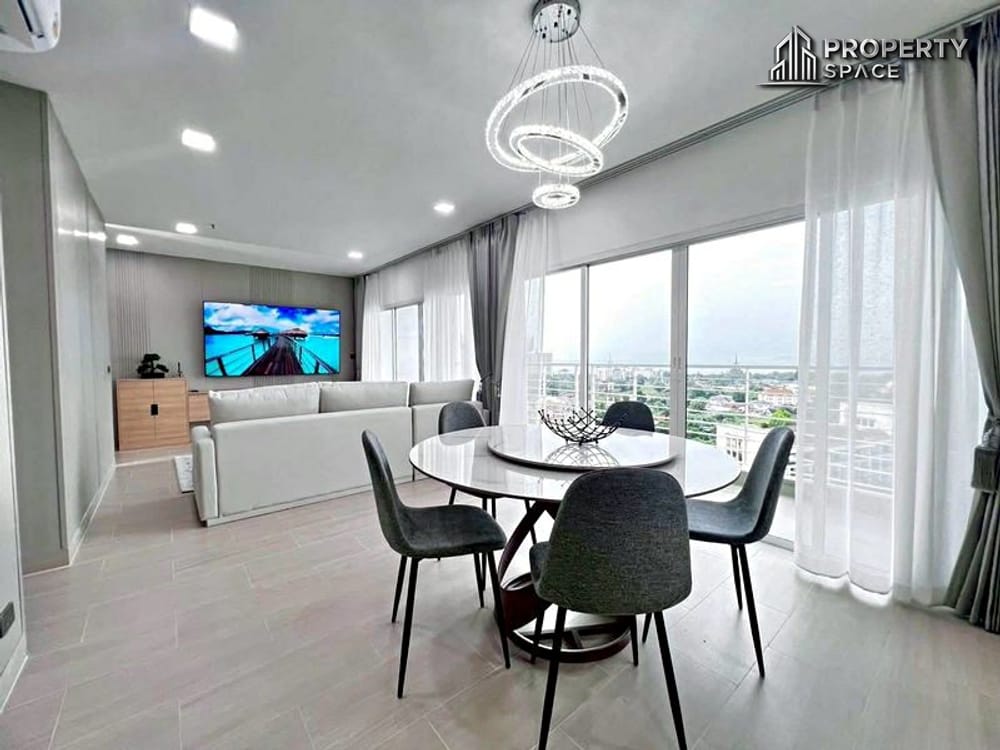 Sea View 2 Bedroom Condo in AD Condo Hyatt For Sale  Image 7