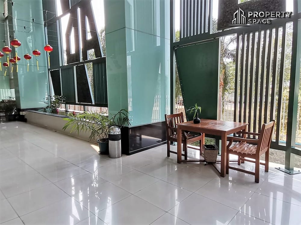 Sea View 2 Bedroom Condo in AD Condo Hyatt For Sale  Image 18