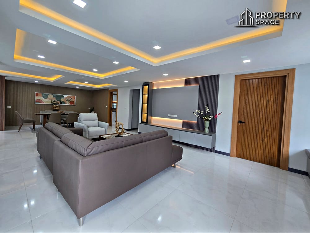 Modern 2 Storey 4 Bedroom Pool Villa In Central Pattaya For Sale  Image 7