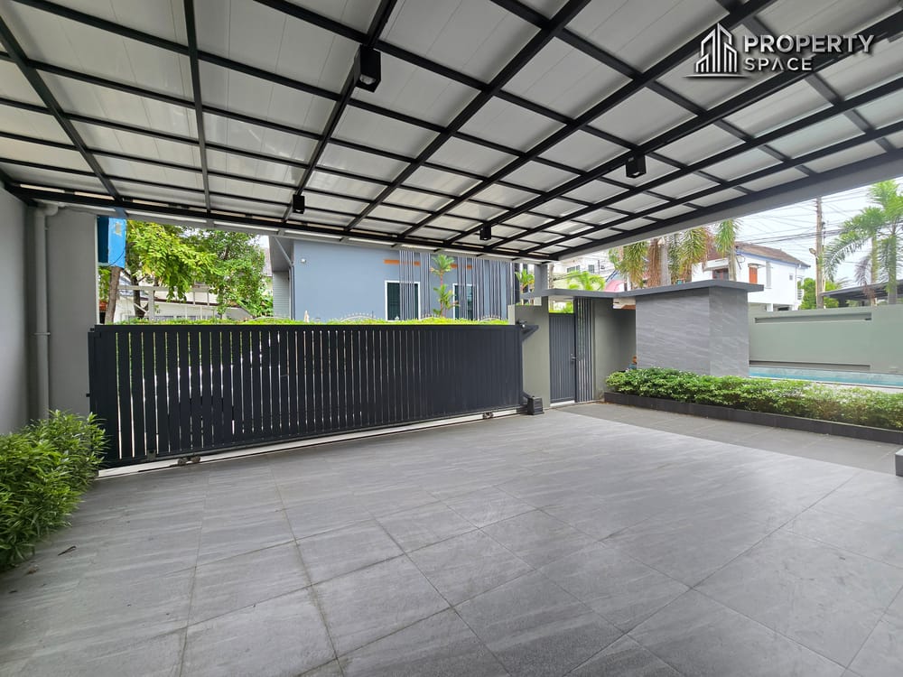 Modern 2 Storey 4 Bedroom Pool Villa In Central Pattaya For Sale  Image 52
