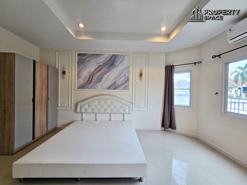 Newly Renovated 3 Bedroom Fully Furnished House In East Pattaya For Sale Image 16