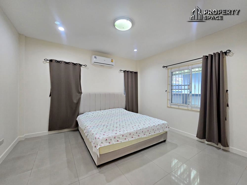 Newly Renovated 3 Bedroom Fully Furnished House In East Pattaya For Sale Image 20