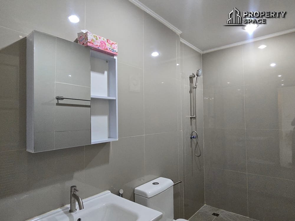 Newly Renovated 3 Bedroom Fully Furnished House In East Pattaya For Sale Image 23