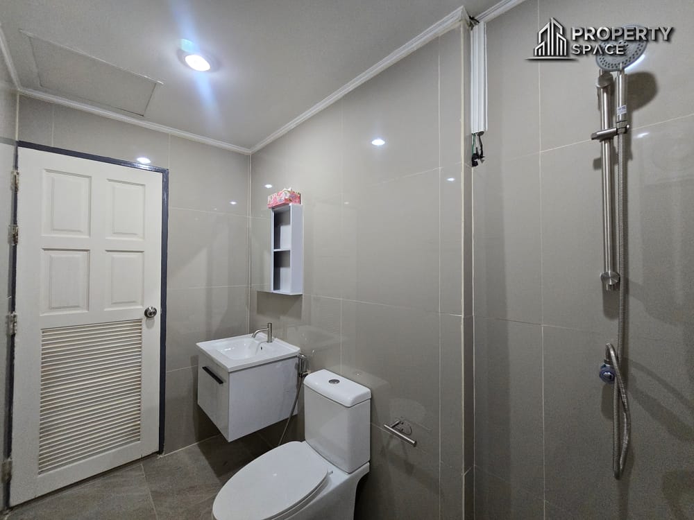 Newly Renovated 3 Bedroom Fully Furnished House In East Pattaya For Sale Image 25