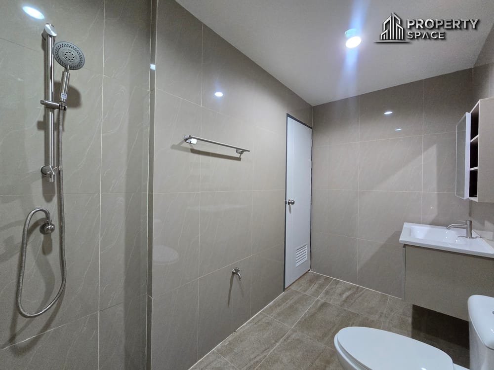 Newly Renovated 3 Bedroom Fully Furnished House In East Pattaya For Sale Image 19